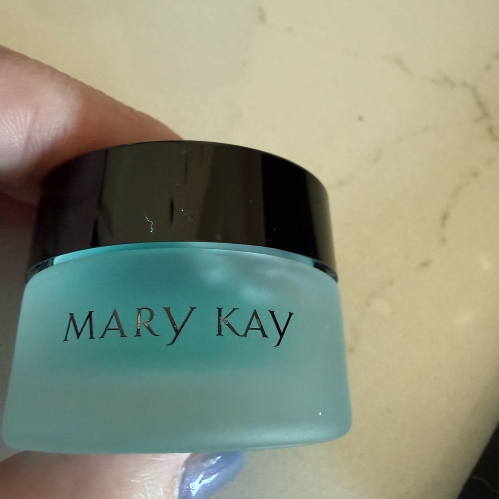 Mary Kay Indulge Soothing Eye Gel New in Box - Picture 5 of 6